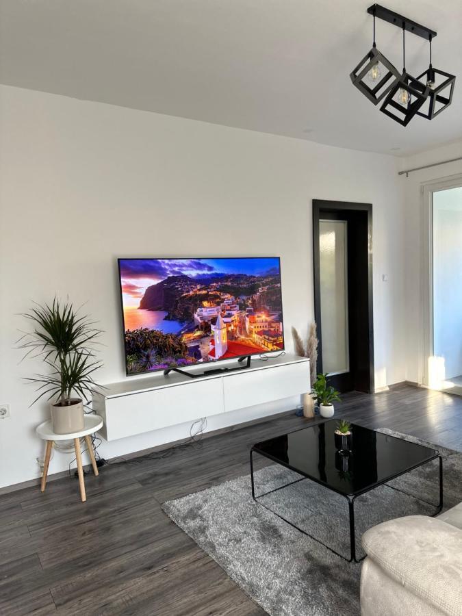 Bili Brig Apartment Zadar Bagian luar foto