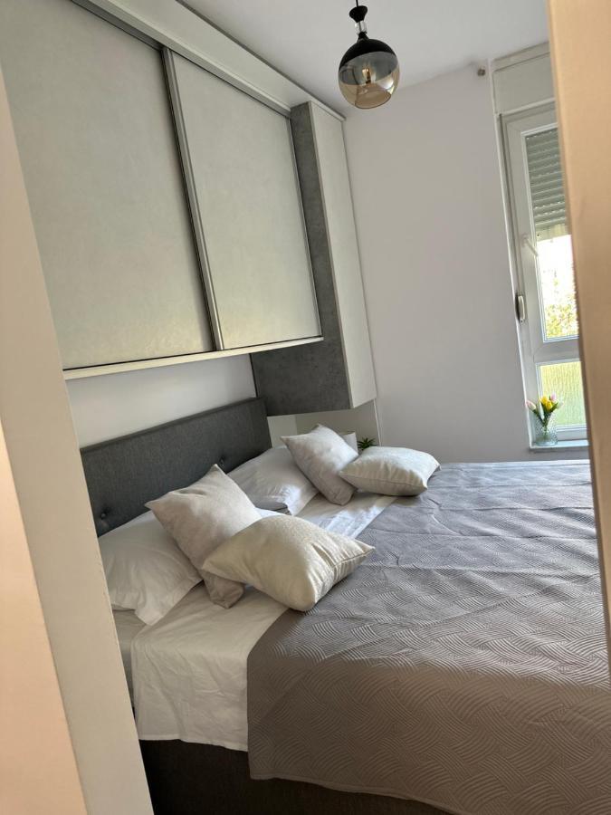 Bili Brig Apartment Zadar Bagian luar foto